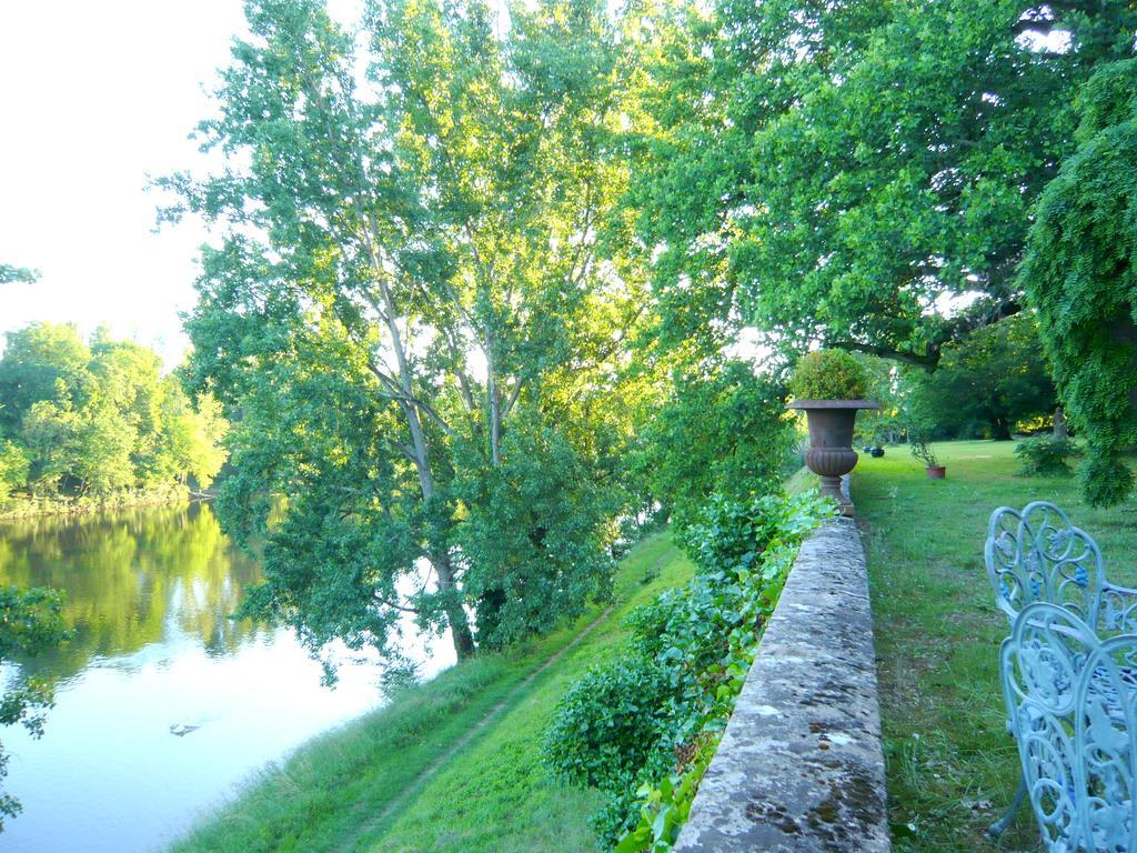 La Rebière d'Or, B&B et Gîte Mouleydier Exterior foto